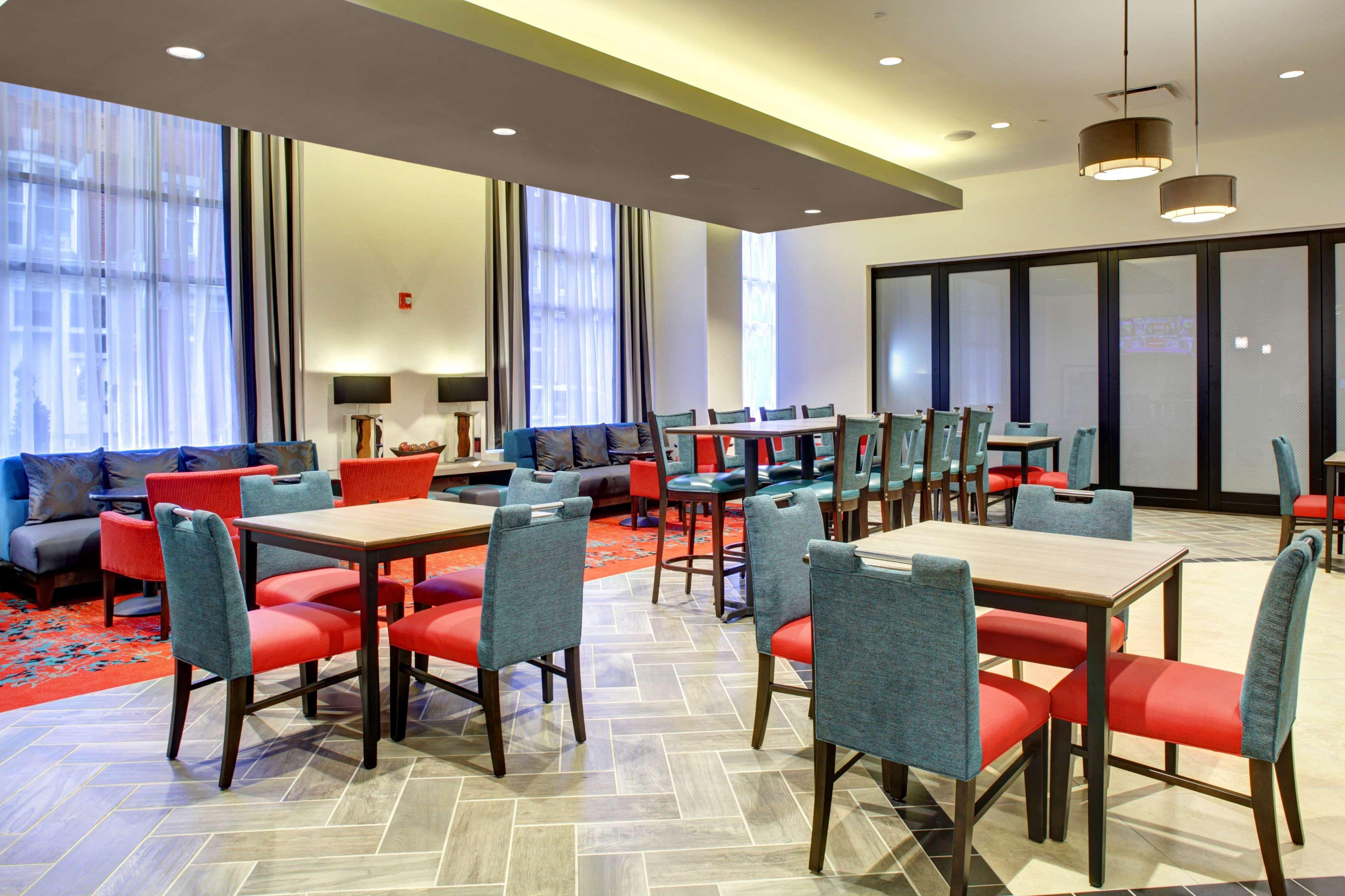 Hampton Inn & Suites - Roanoke-Downtown, Va Zewnętrze zdjęcie