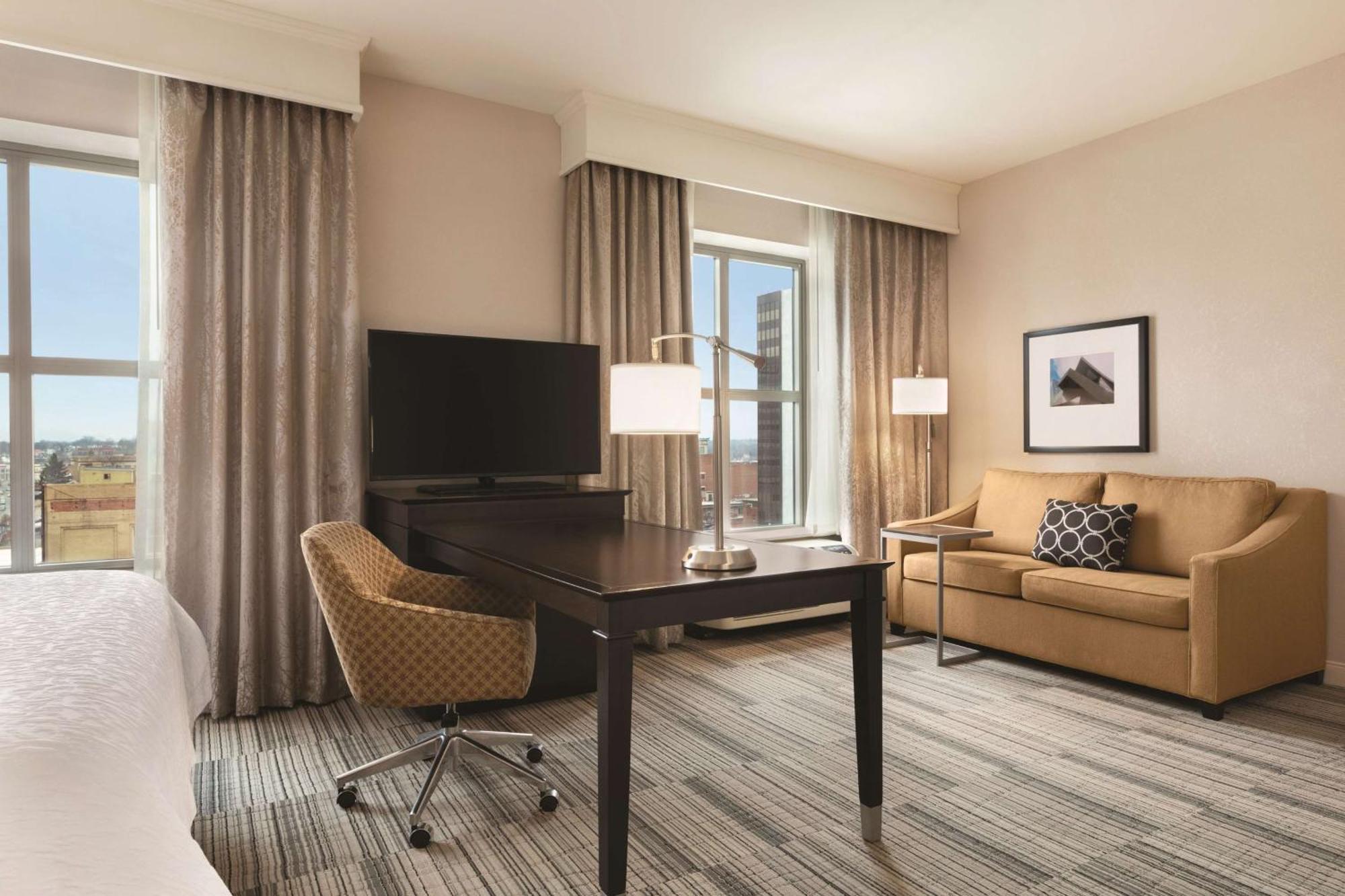 Hampton Inn & Suites - Roanoke-Downtown, Va Zewnętrze zdjęcie